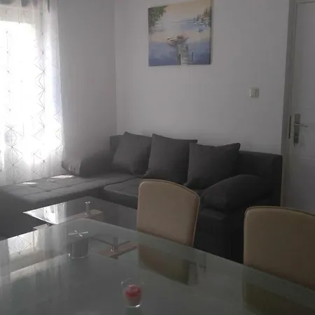 Apartmani Roberta Jurdani Exterior photo